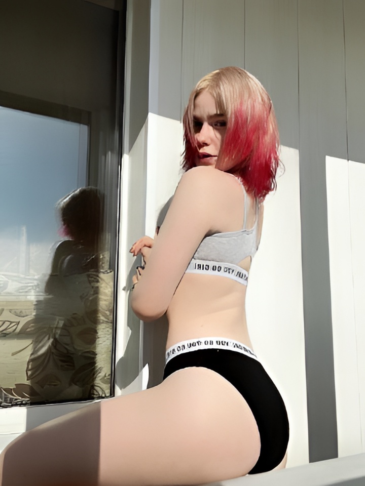 Аврора привлекальеная девушка из Михайловки цена от 2000 руб