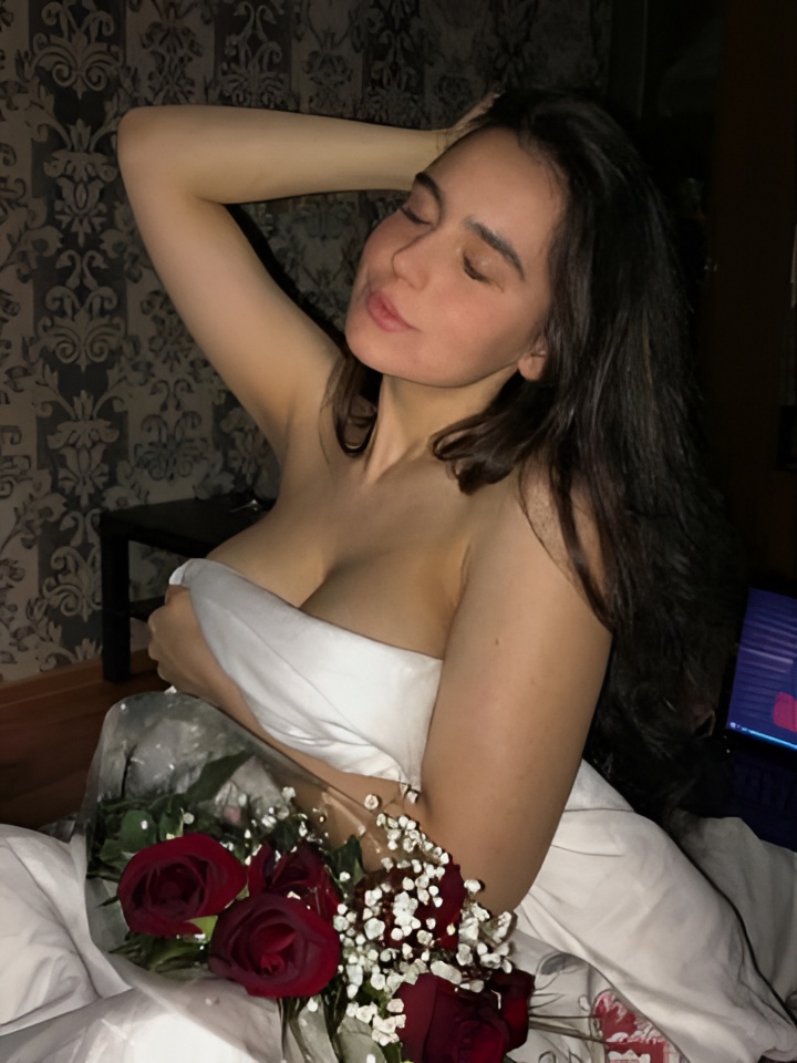 Мира привлекальеная девушка из Михайловки цена от 3000 руб