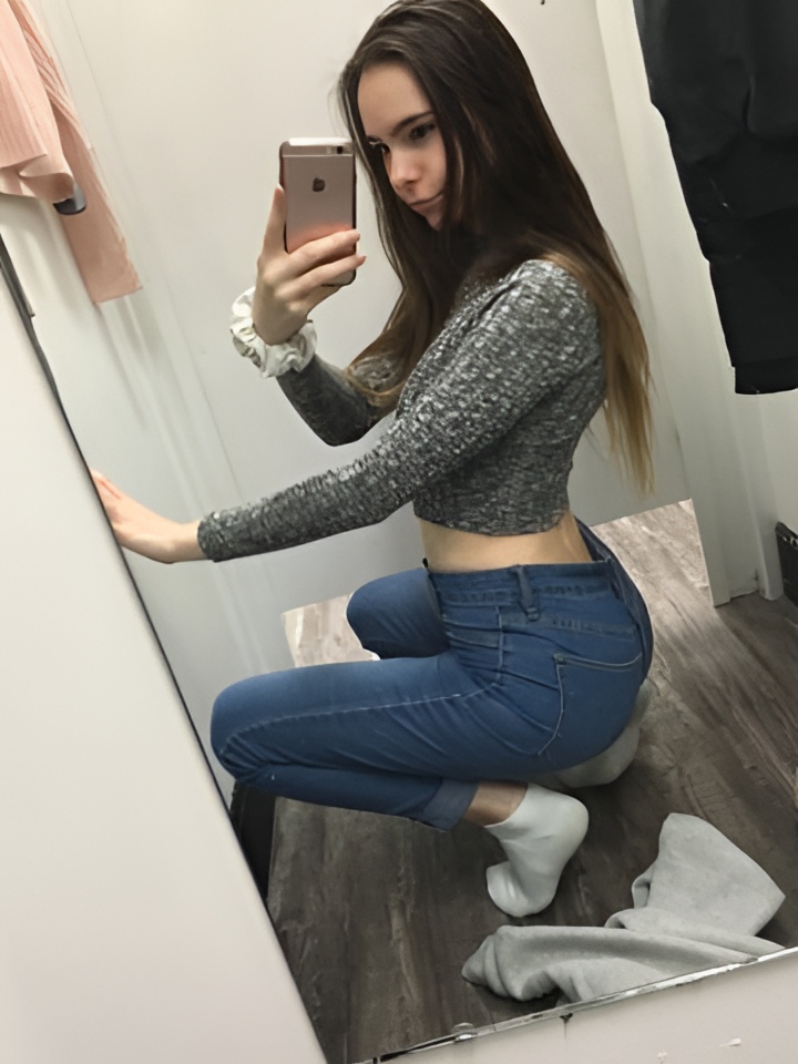 Нелли привлекальеная девушка из Михайловки цена от 10000 руб