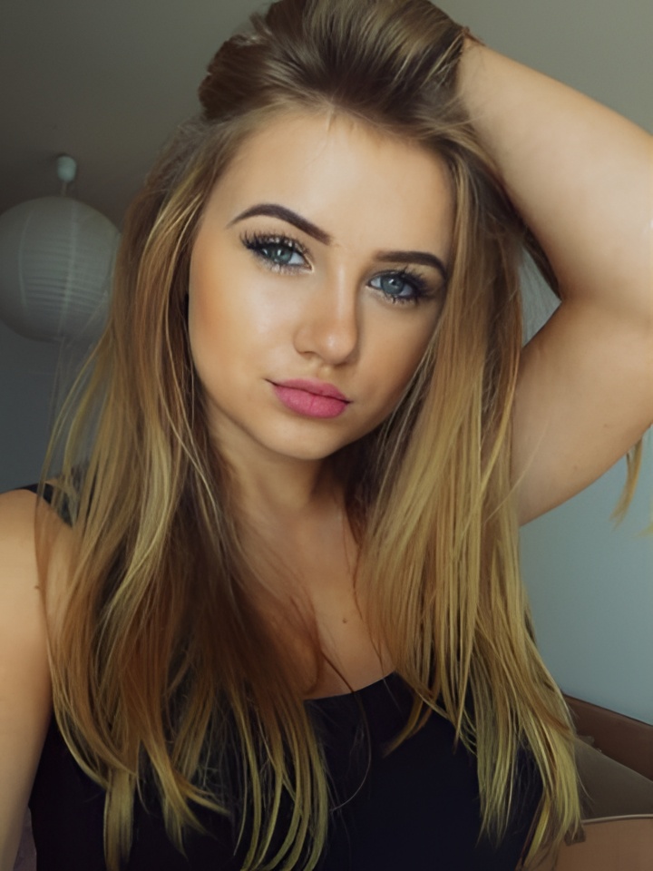 Рада привлекальеная девушка из Михайловки цена от 4000 руб