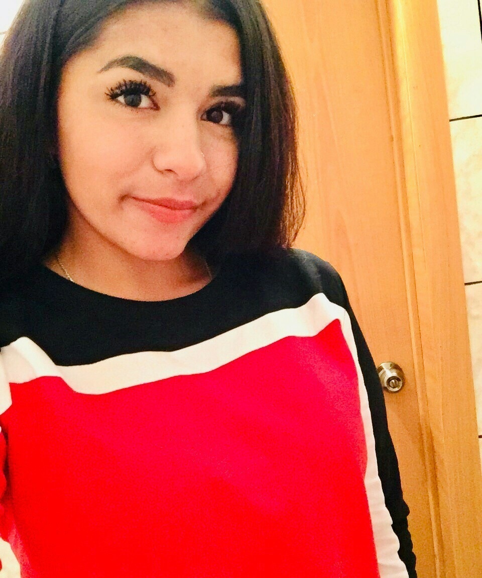 Надежда привлекальеная девушка из Михайловки цена от 3500 руб