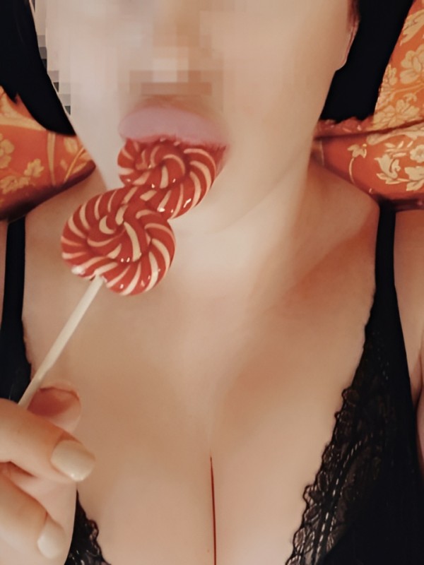 Алевтина привлекательная девушка из Михайловки цена от 1500 руб