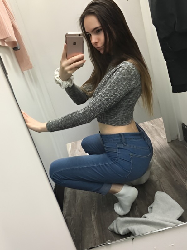 Нелли привлекательная девушка из Михайловки цена от 10000 руб